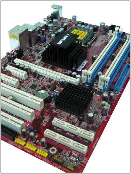 Core 2 Quad QX9650: první 45nm Penryn v redakci