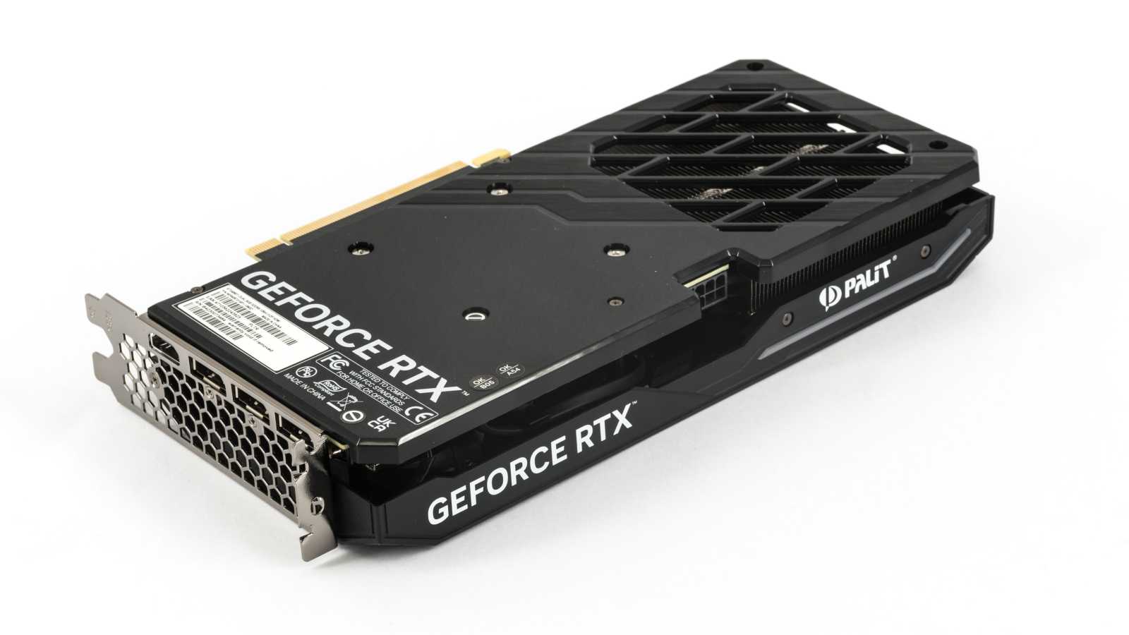 Palit GeForce RTX 4060 Ti Dual 8GB: nejlevnější model u nás v testu