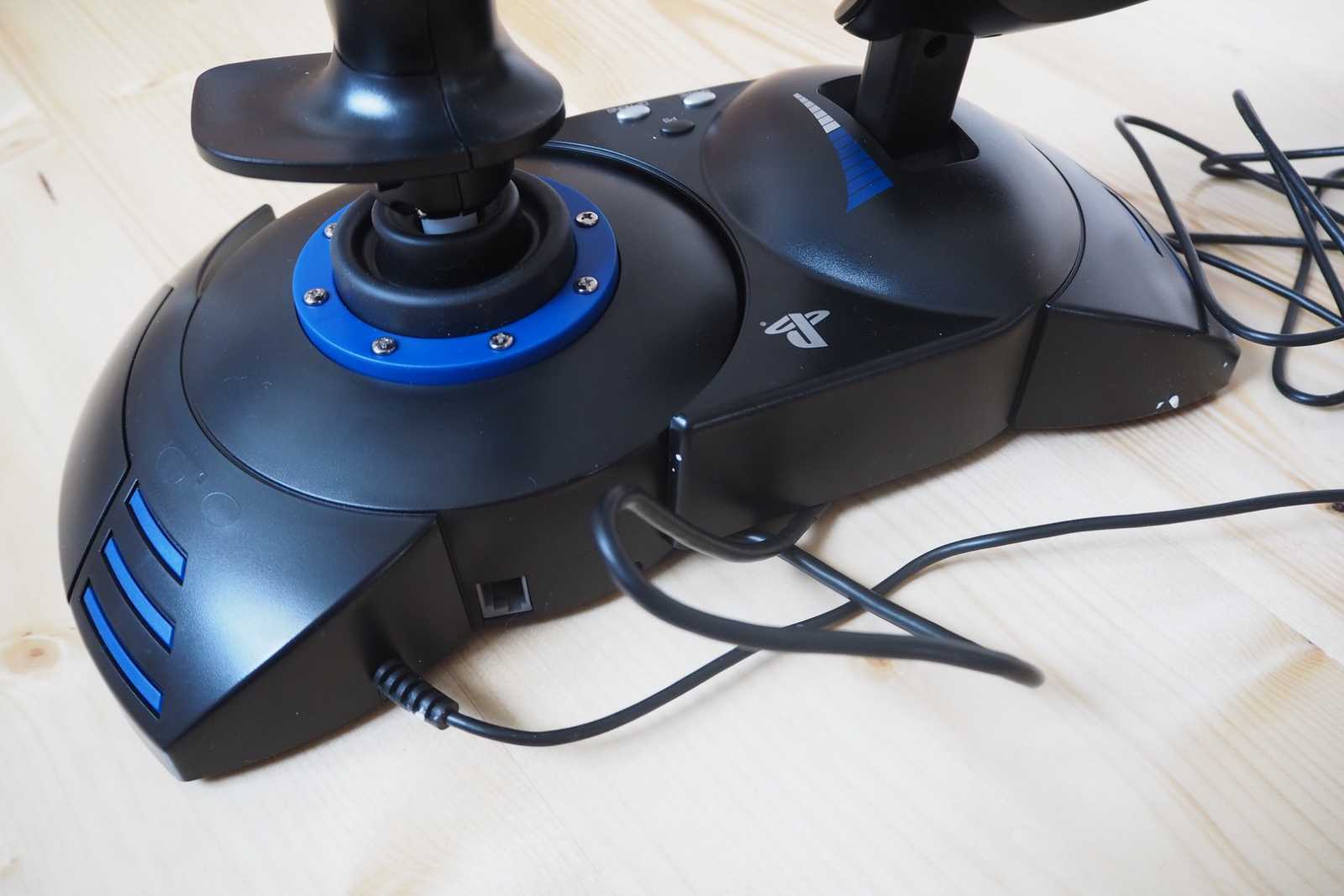 Velký test joysticků: čtyřka pro ty náročnější