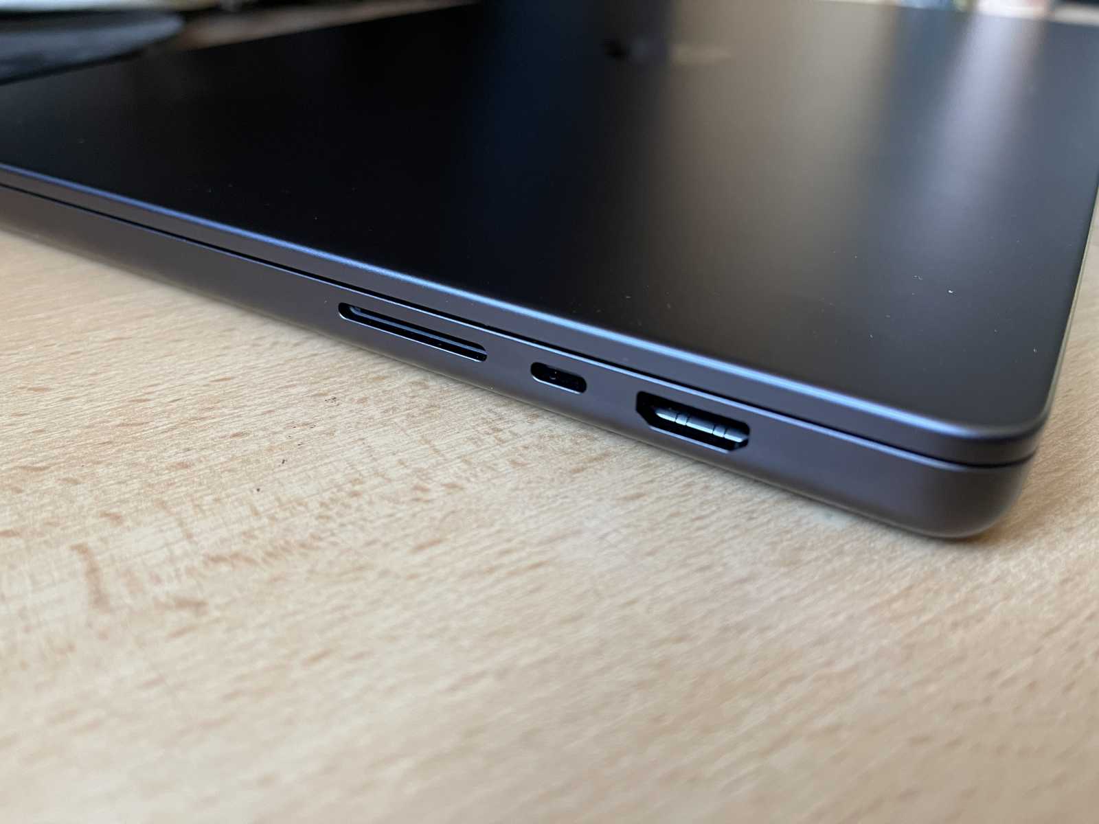 Zkušenosti s Macbook Pro 2023: Když Apple naslouchá, co uživatelé chtějí