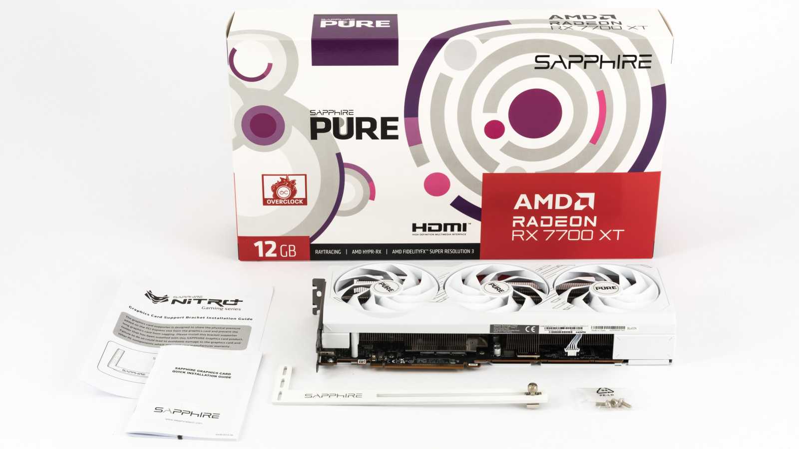 Test Sapphire Pure AMD Radeon RX 7700 XT: Těch pár stovek určitě připlaťte