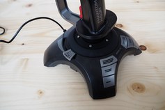 Šest joysticků s cenou pod 1500 korun v testu