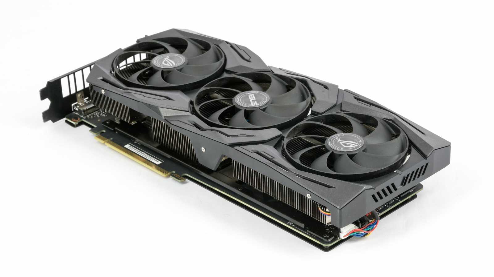 Asus ROG Strix GF GTX 1660 Ti O6G: ve všech ohledech šílená