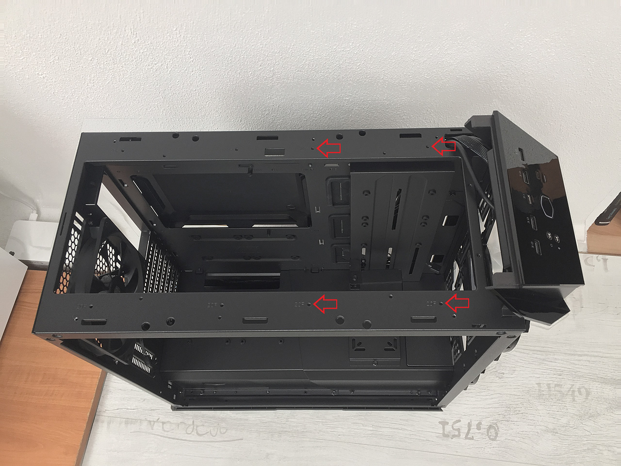 Cooler Master MasterCase H500M – skříň s dvojí tváří