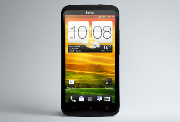 HTC spustilo v Česku prodej výkonného mobilu One X+