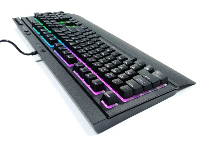 Corsair K68 RGB: tak vypadá odolná mechanika