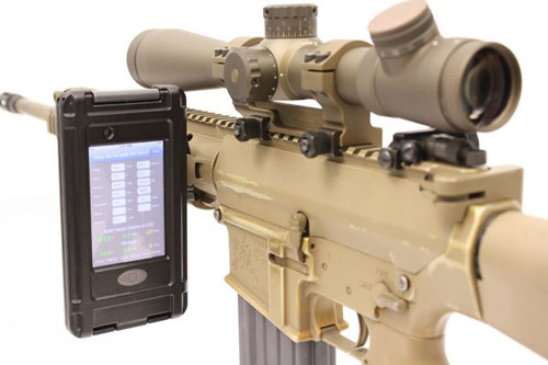 iPod lze namontovat i na US Army M110 sniper rifl