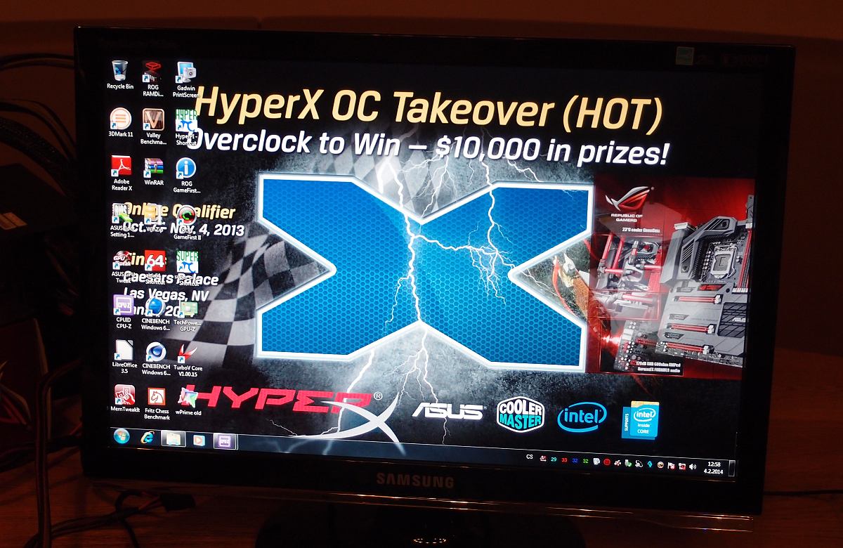 HyperX nedávno věnoval do overclockerské soutěže ceny v hodnotě 10 000 dolarů spolu s dalšími partnery.