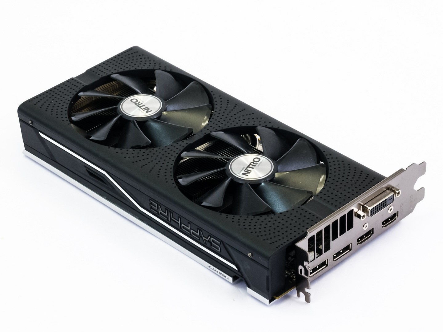 4 vs. 8 GB paměti na Sapphire Nitro+ Radeon RX 470 OC