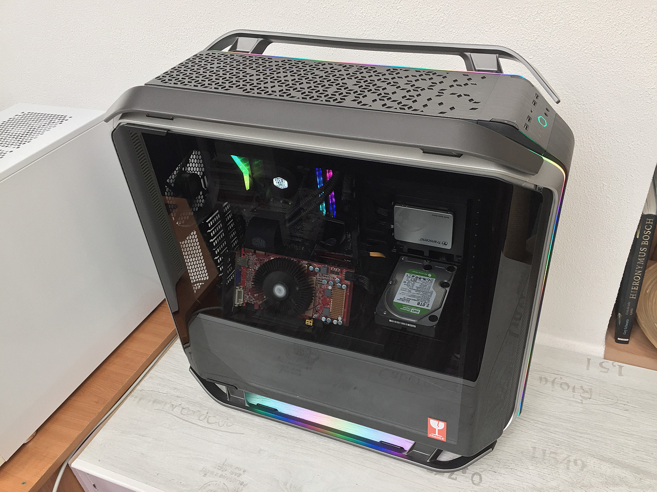 Test Cooler Master COSMOS C700M: Jaká je skříň za 13 tisíc