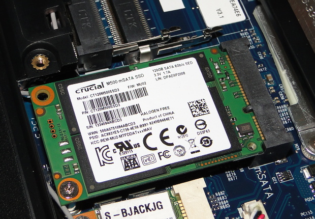 SSD disk od Crucial