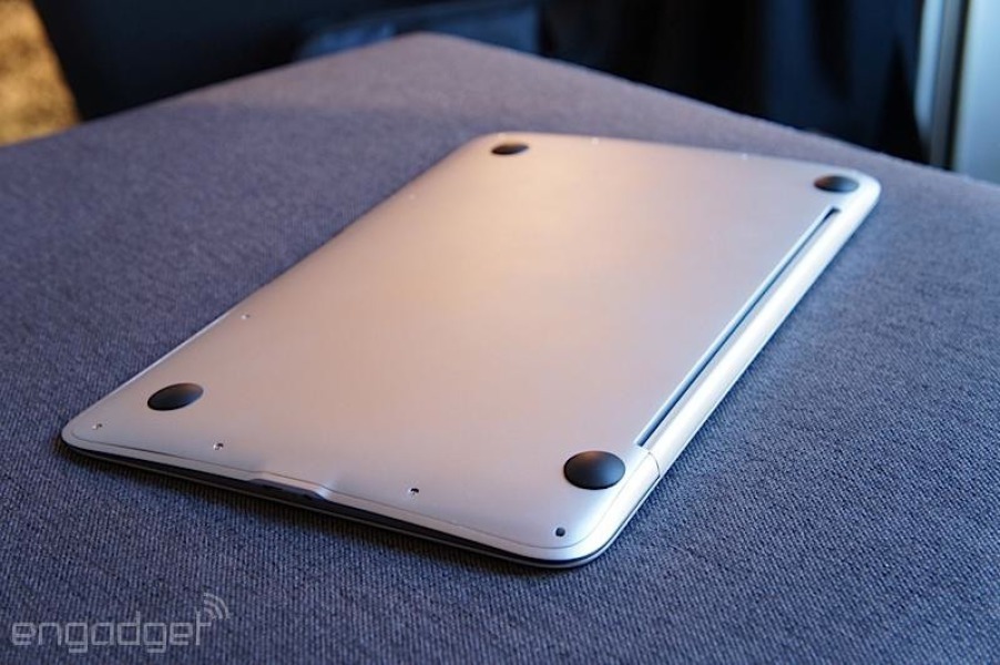 MWC 2014: Alcatel chce notebooky pohánět telefonem. Bezdrátově!