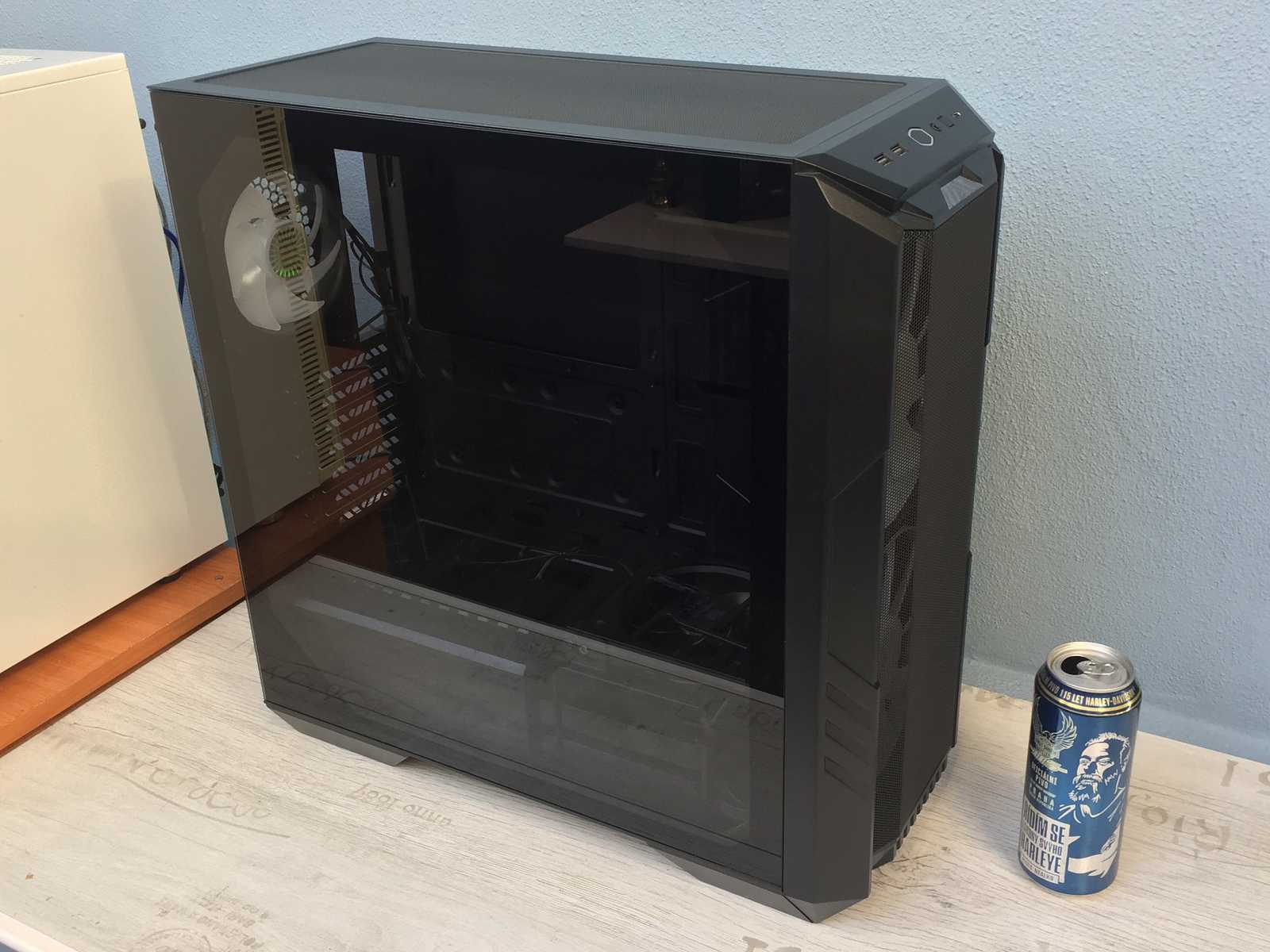 Test skříně Cooler Master HAF 500