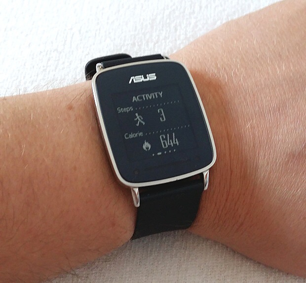 Asus VivoWatch: Stylové fitness hodinky 