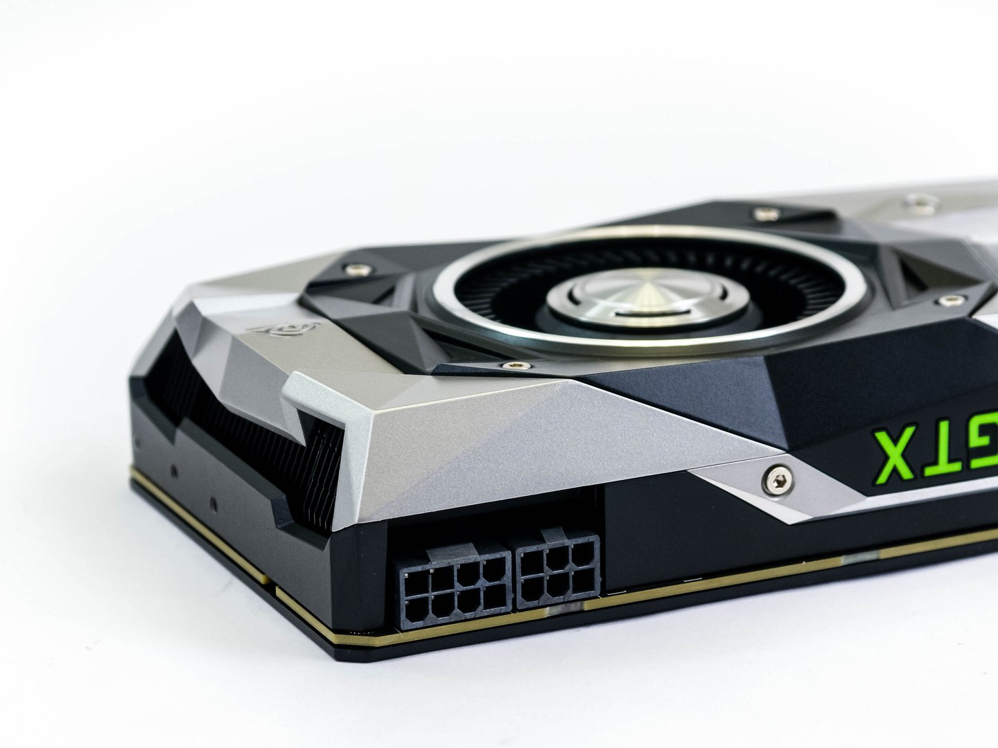 Test GeForce GTX 1080 Ti: extrémní výkon a slušná cena