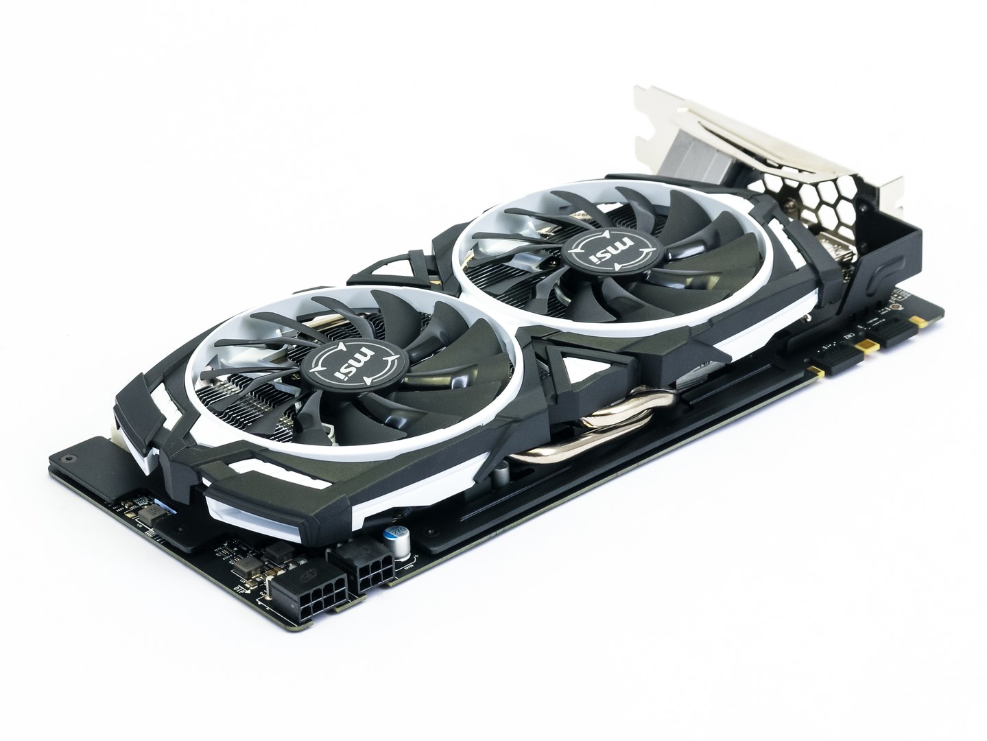 MSI GTX 1070 Ti Armor: výhodná i bez velkých obětí