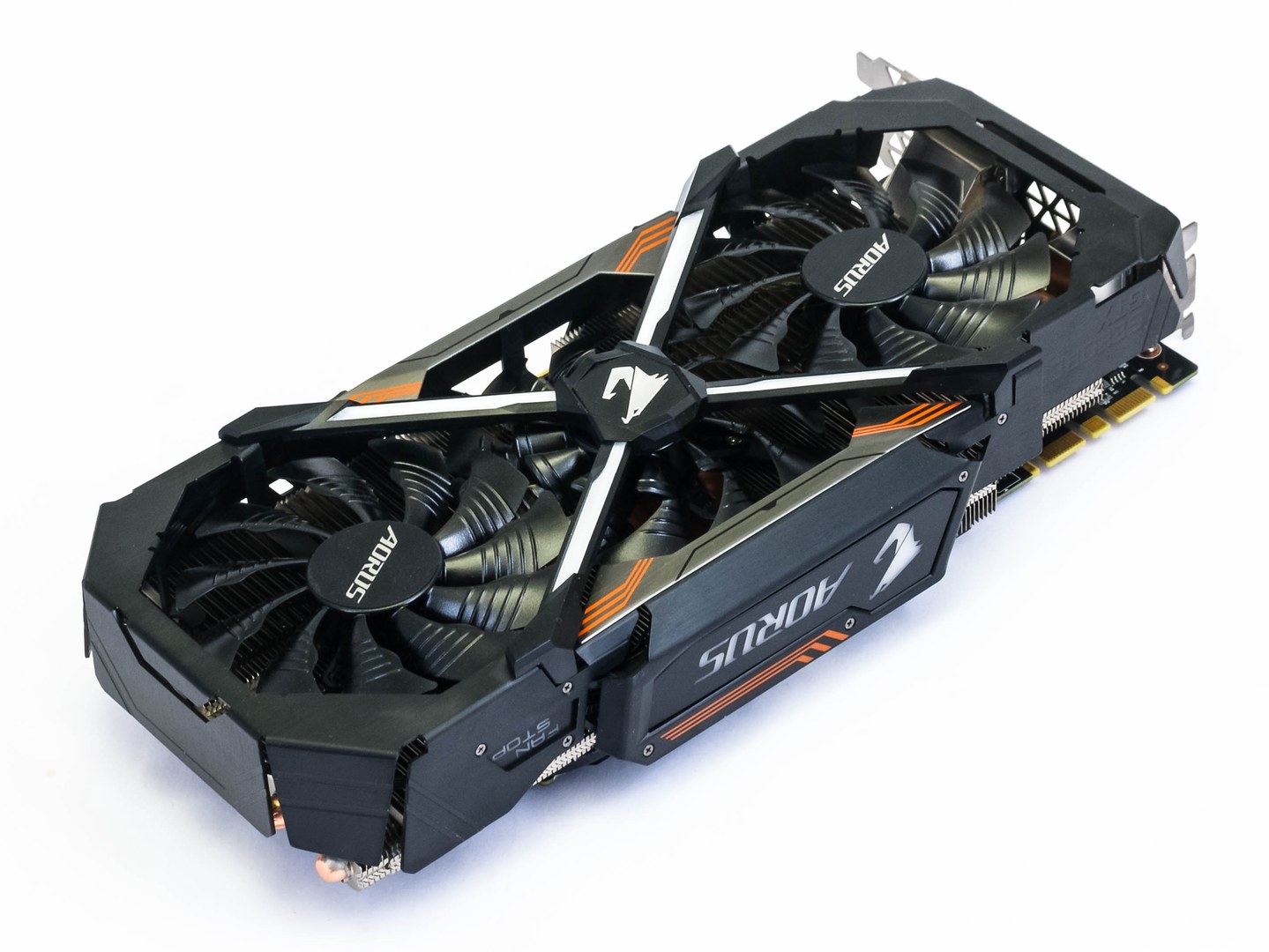 Gigabyte Aorus GTX 1080 Ti: Tvrdá konkurence pro MSI