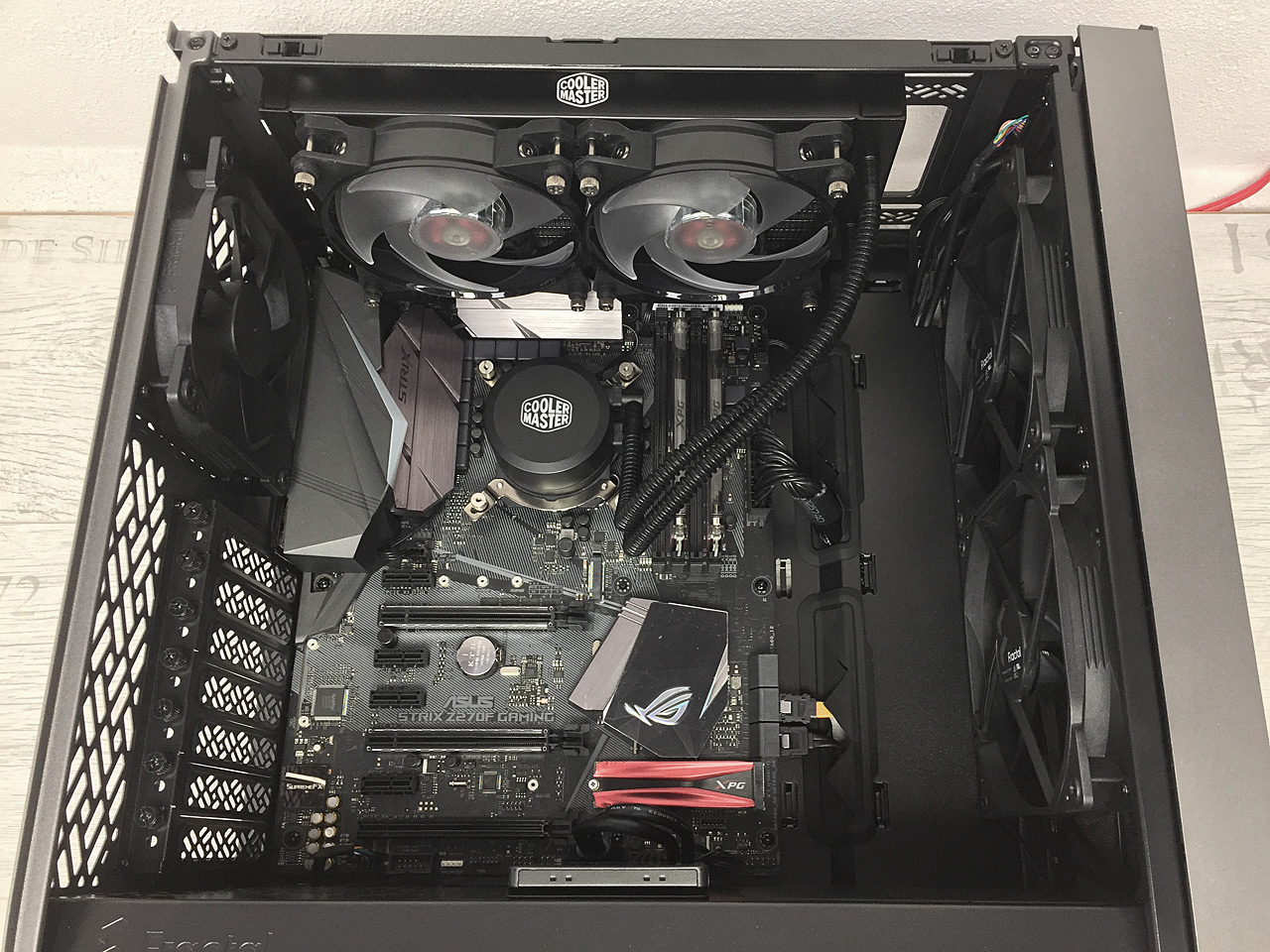 Fractal Design Meshify 2 Compact  — ještě lepší a stylovější