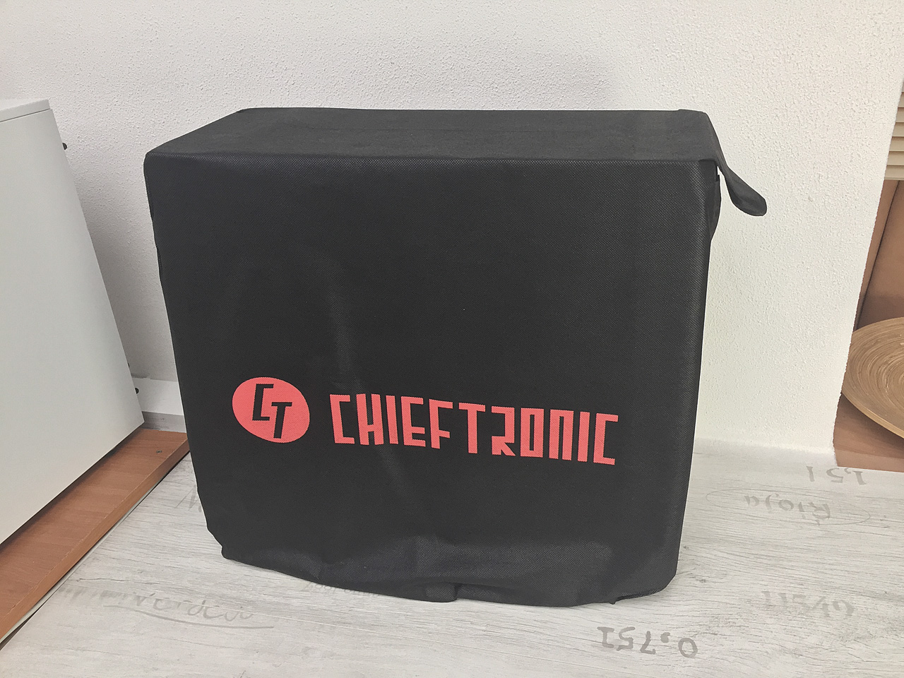 Chieftronic G1: herní skříň v podání designérů Chieftec