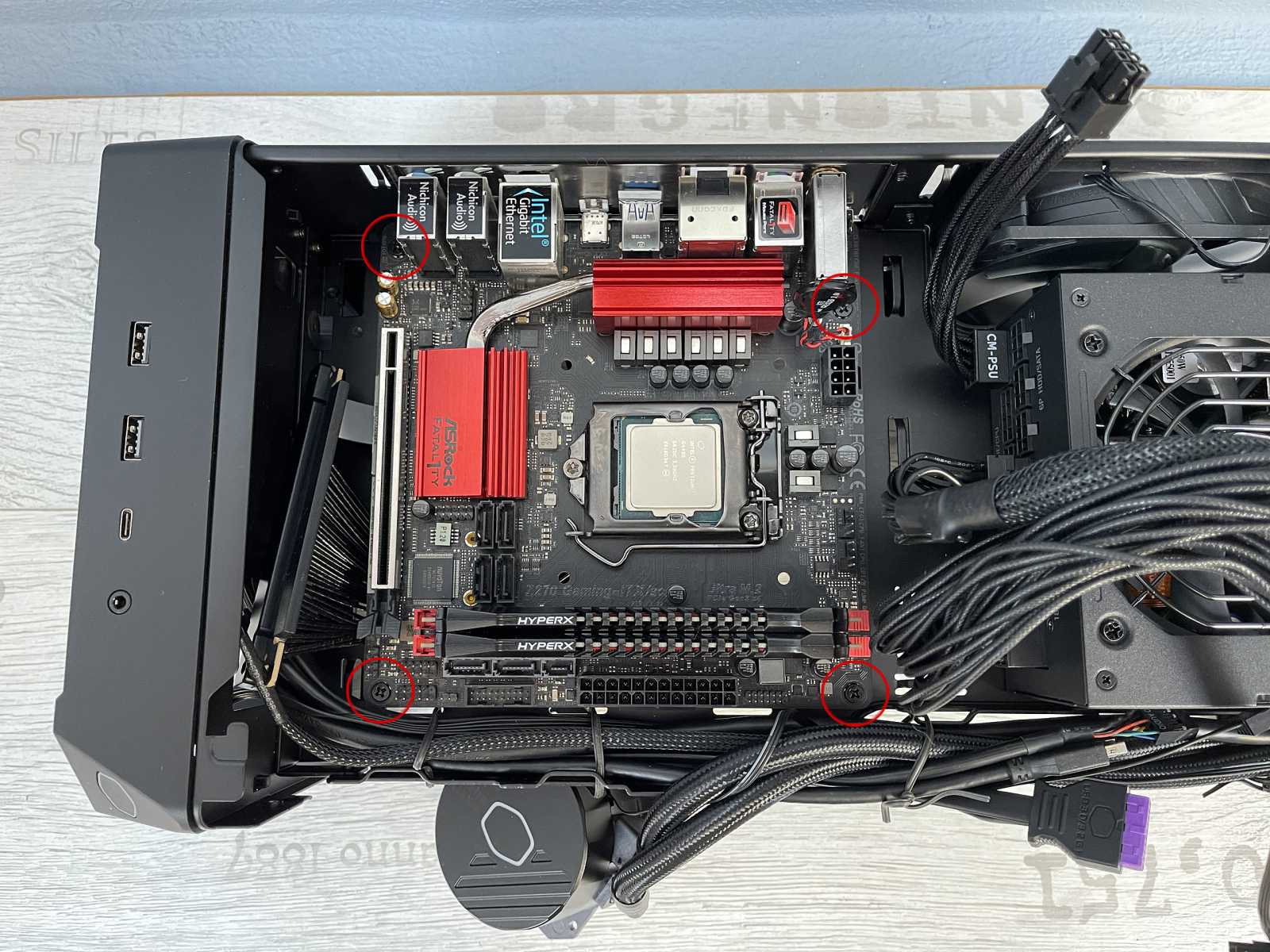 Test skříně Cooler Master NCore 100 MAX: pro maximální výkon v minimálním balení