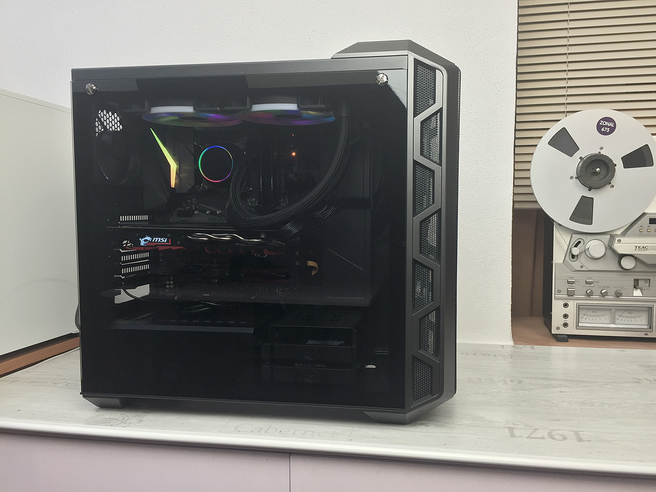 Cooler Master MasterCase H500 ARGB – nejnižší HAF