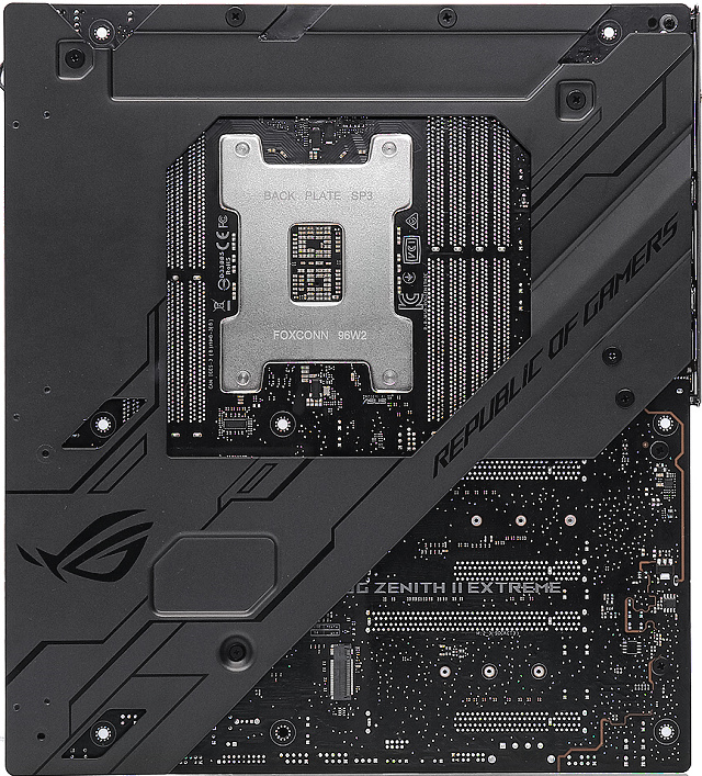 AMD Threadripper 3970X a ASUS ROG Zenith II Extreme