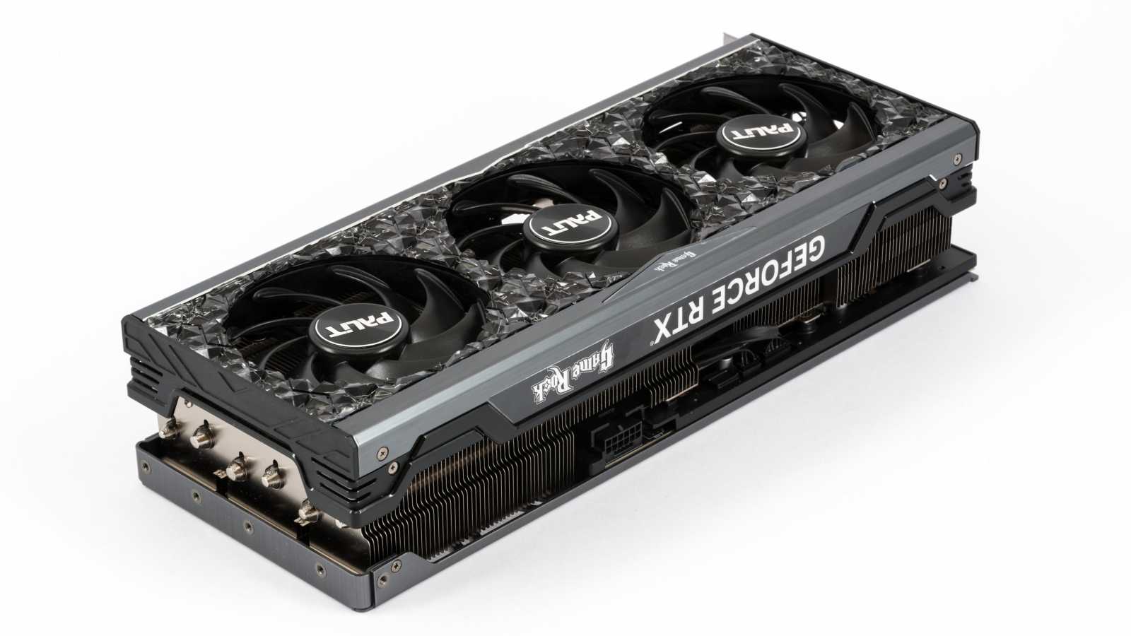 Palit  GeForce RTX 4080 Gamerock v testu: Patří k nejlevnějším, ale chlazení má špičkové