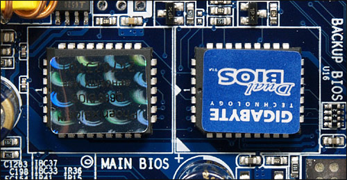 Vskutku vybavená základní deska s nForce4 SLI od Gigabyte: GA-K8NXP-SLI