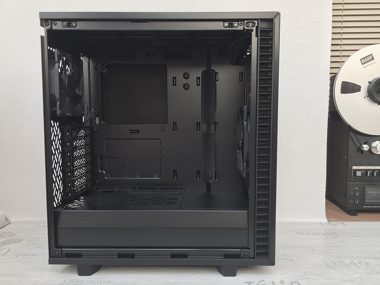 Fractal Design Define 7 Compact – pošleme céčko do penze?