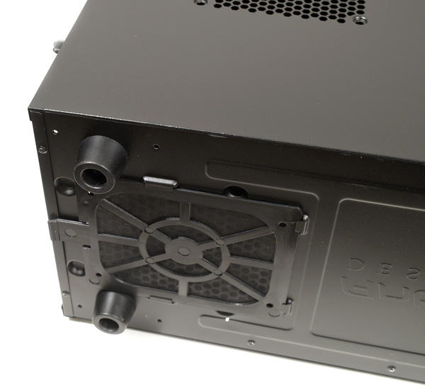 Antec GX700 – už i Antec dělá levné case. V army stylu