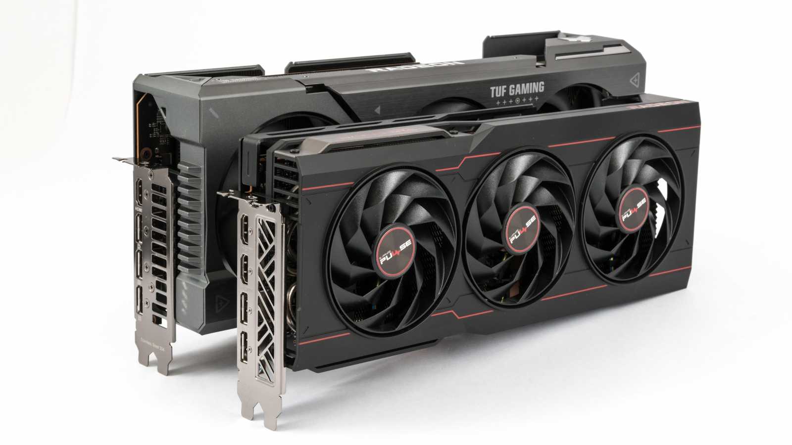 Test Pulse AMD Radeon RX 7900 XTX: Levný model od Sapphire, dobré vlastnosti i cena