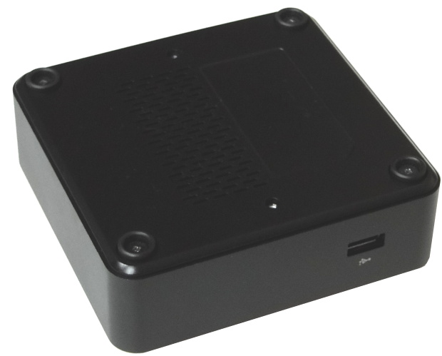 Intel NUC – počítač 11 × 11 cm s Intel Ivy Bridge