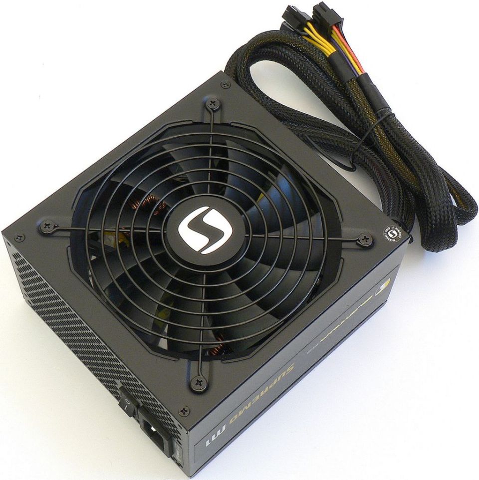 SilentiumPC Supremo M1 Gold 550 W - mainstream z Polska