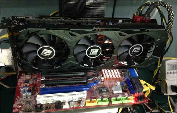 PowerColor odhalil Radeon R9 290X PCS+