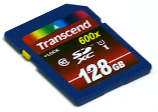 Srovnávací test pěti 128GB paměťových karet SDXC