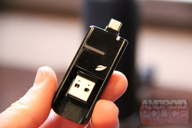 Leef vytvořil flash disk Bridge s micro-USB i klasickým USB konektorem