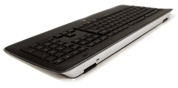 Logitech Wireless Illuminated Keyboard – průvodce tmou