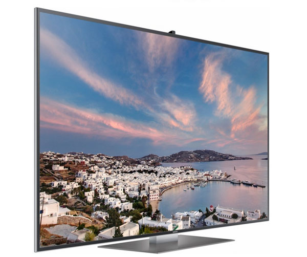 Ploché a zakřivené UHD TV od Samsung míří na pulty obchodů