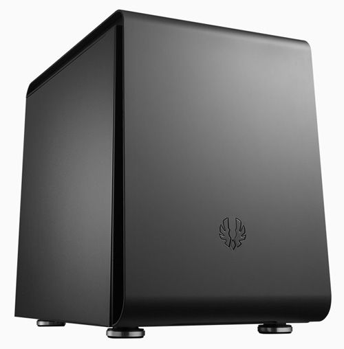 BitFenix představil PC skříň Phenom