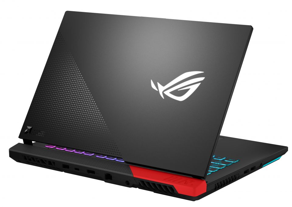 ASUS ROG Strix G15 Advantage: Ryzen 9 5900HX s RX 6800M