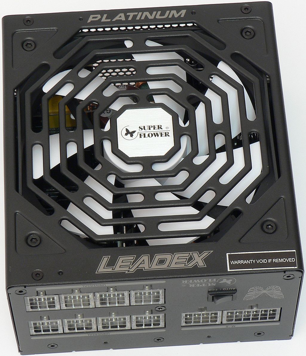 Semi-pasivní Super Flower Leadex Platinum 750 W 