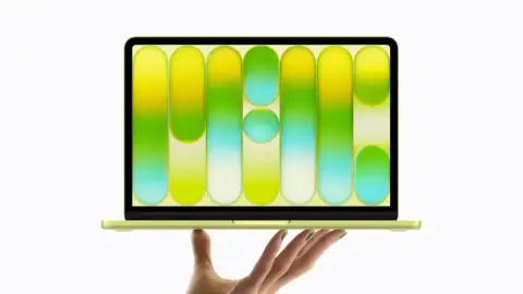 Apple představil Macbook Neo. Zaujme nízkou cenovkou i barevnějšími variantami