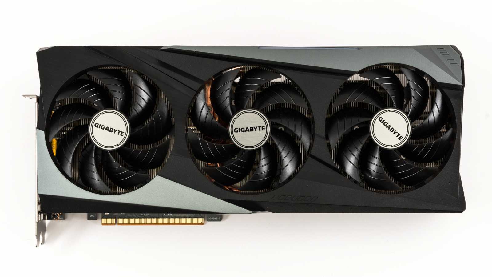 Gigabyte RX 6950 XT Gaming OC 16 GB: Špičkový Radeon chytl druhý dech 