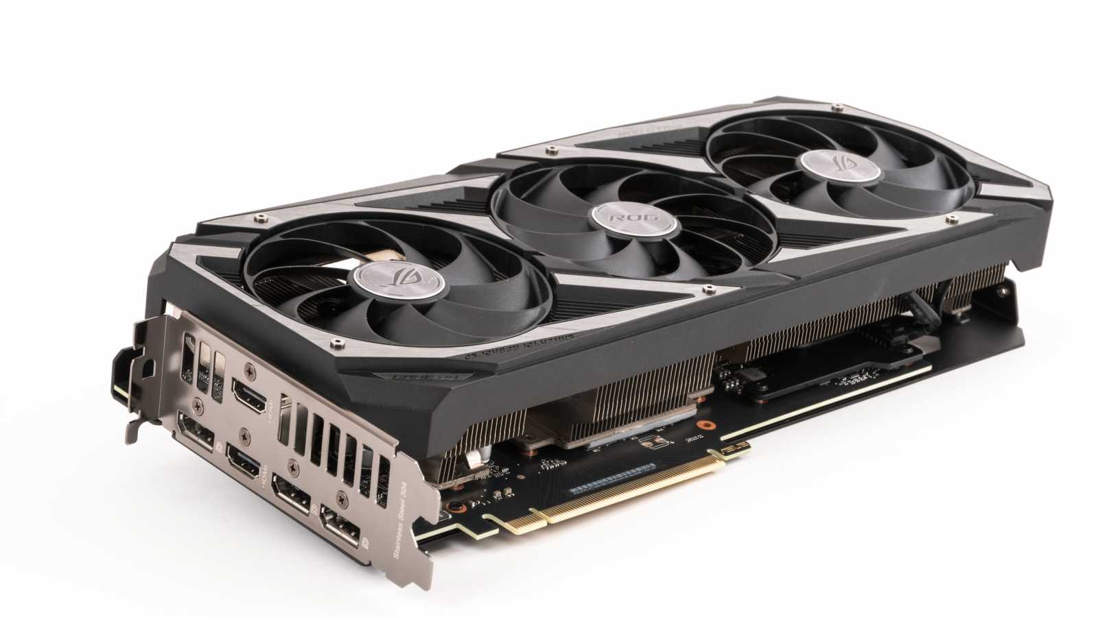 Asus ROG Strix GeForce RTX 3050 OC Edition 8GB: extrémní výbava, extrémní cena