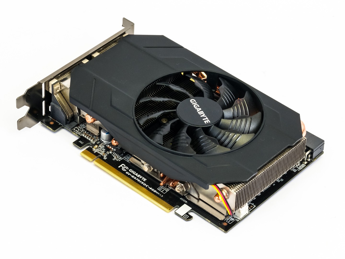 3× pro ITX: Sapphire R9 380, Gigabyte GTX 960 a 970 v testu