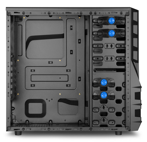 SHARKOON pracuje na dvou nových midi-tower PC skříních ze série Vaya 