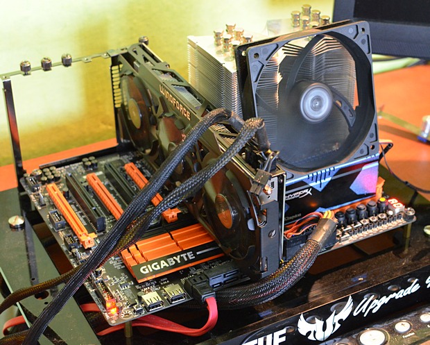 Gigabyte Z97X-SOC Force: nástroj pro overclockery