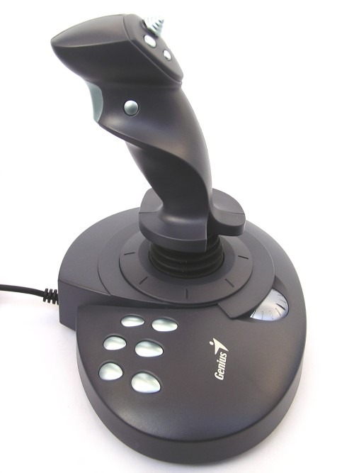 Test čtyř joysticků s force feedbackem