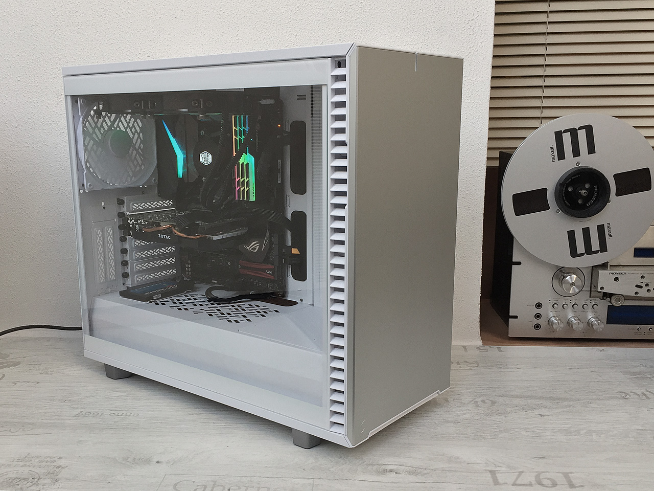 Fractal Design Define 7 – o jednu generaci a level výše