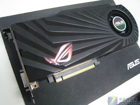 Asus HD 5870 Matrix - vybroušený diamant